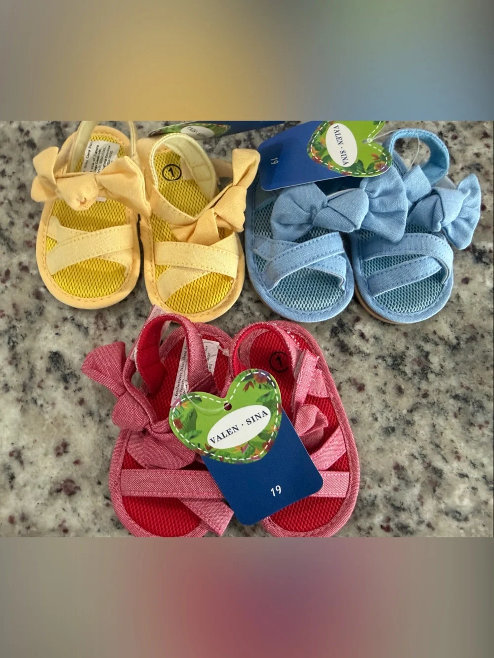 Kids Bow-Accent Sandals, Pink / Yellow / Blue
